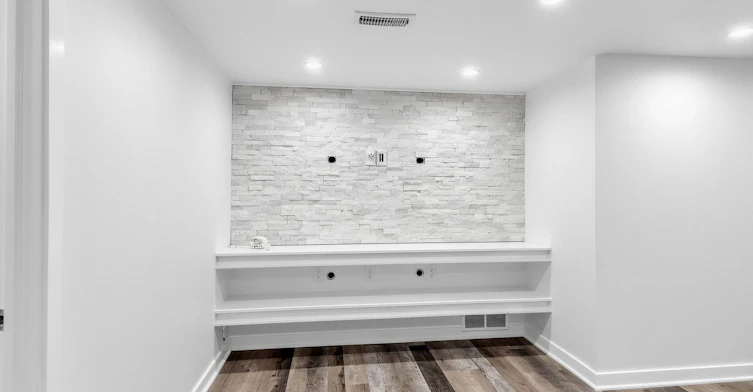 Basement-10 Hartley Avenue, Toronto, ON, M6E 4E6 - 11