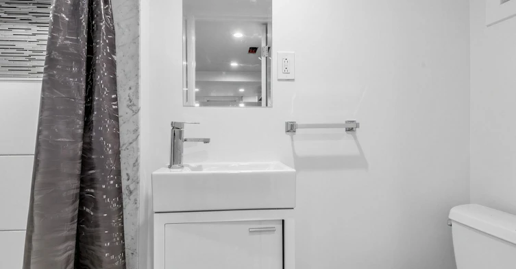 Basement-10 Hartley Avenue, Toronto, ON, M6E 4E6 - 17