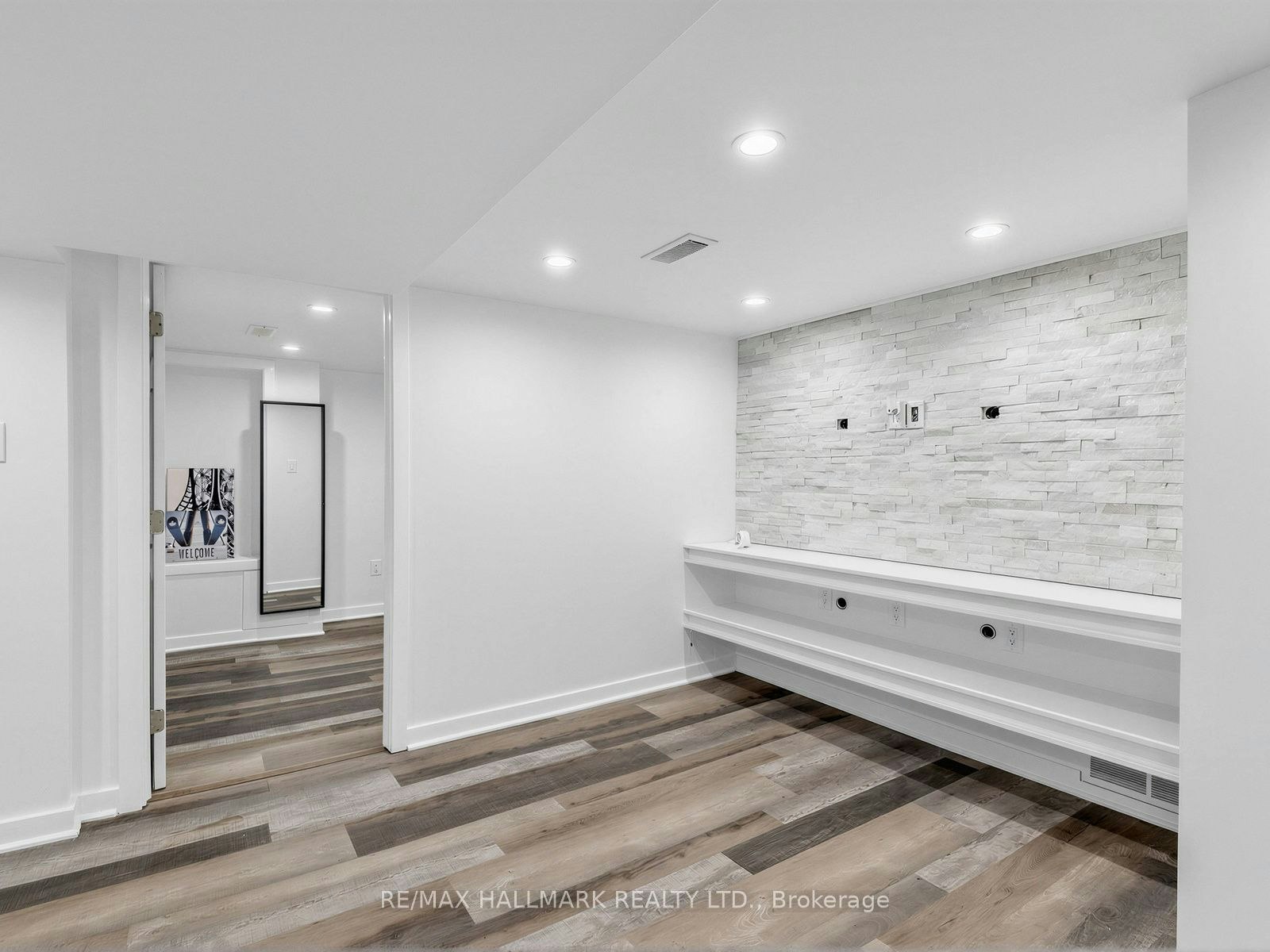 Basement-10 Hartley Avenue, Toronto, ON, M6E 4E6 - 10