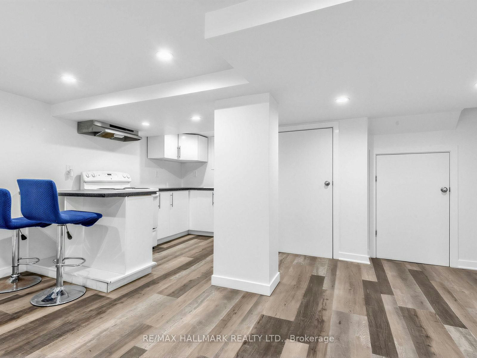 Basement-10 Hartley Avenue, Toronto, ON, M6E 4E6 - 13