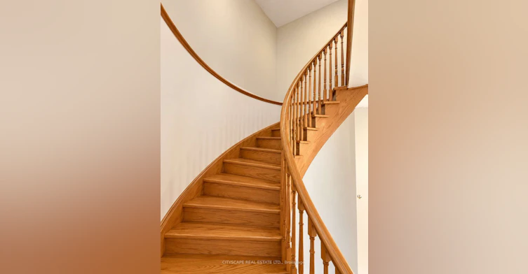 Upper-3968 Foxwood Avenue, Mississauga, ON, L5N 7V4 - 3