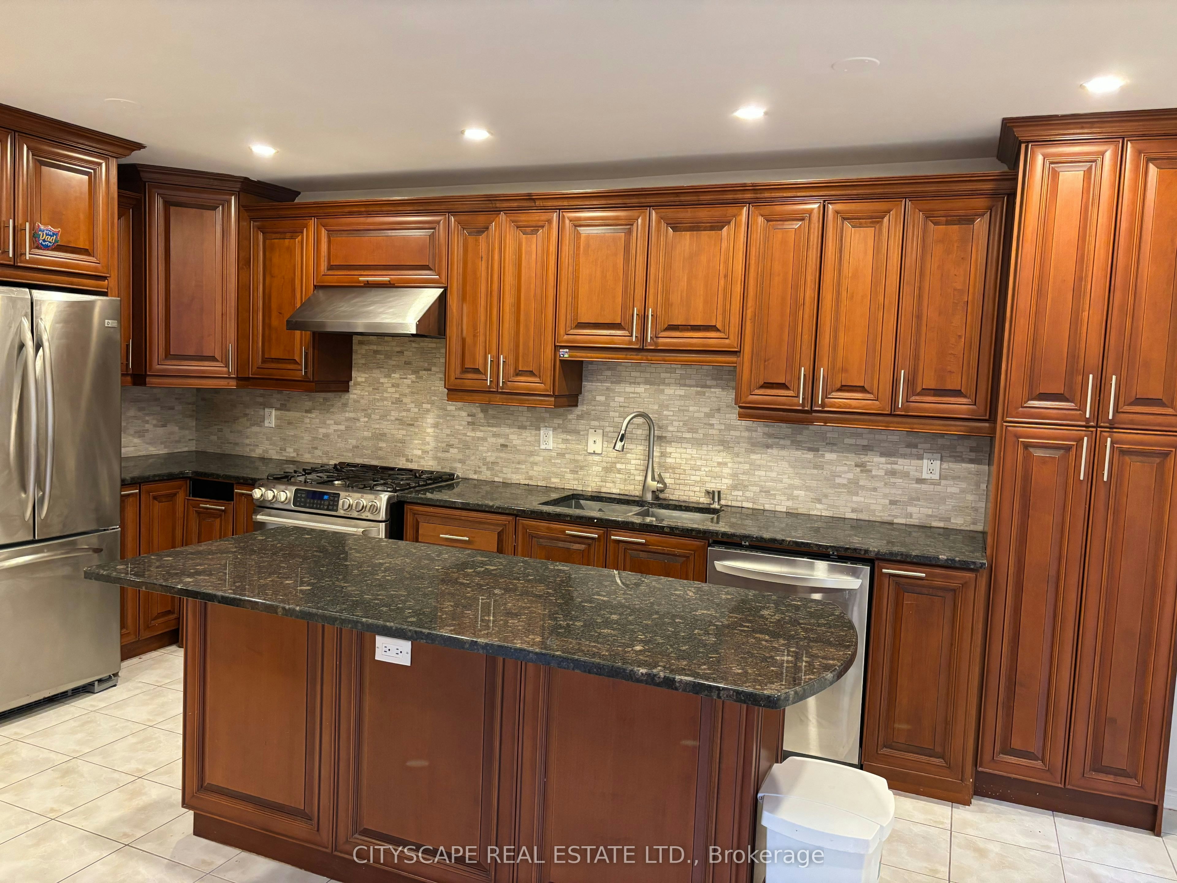 Upper-3968 Foxwood Avenue, Mississauga, ON, L5N 7V4 - 6