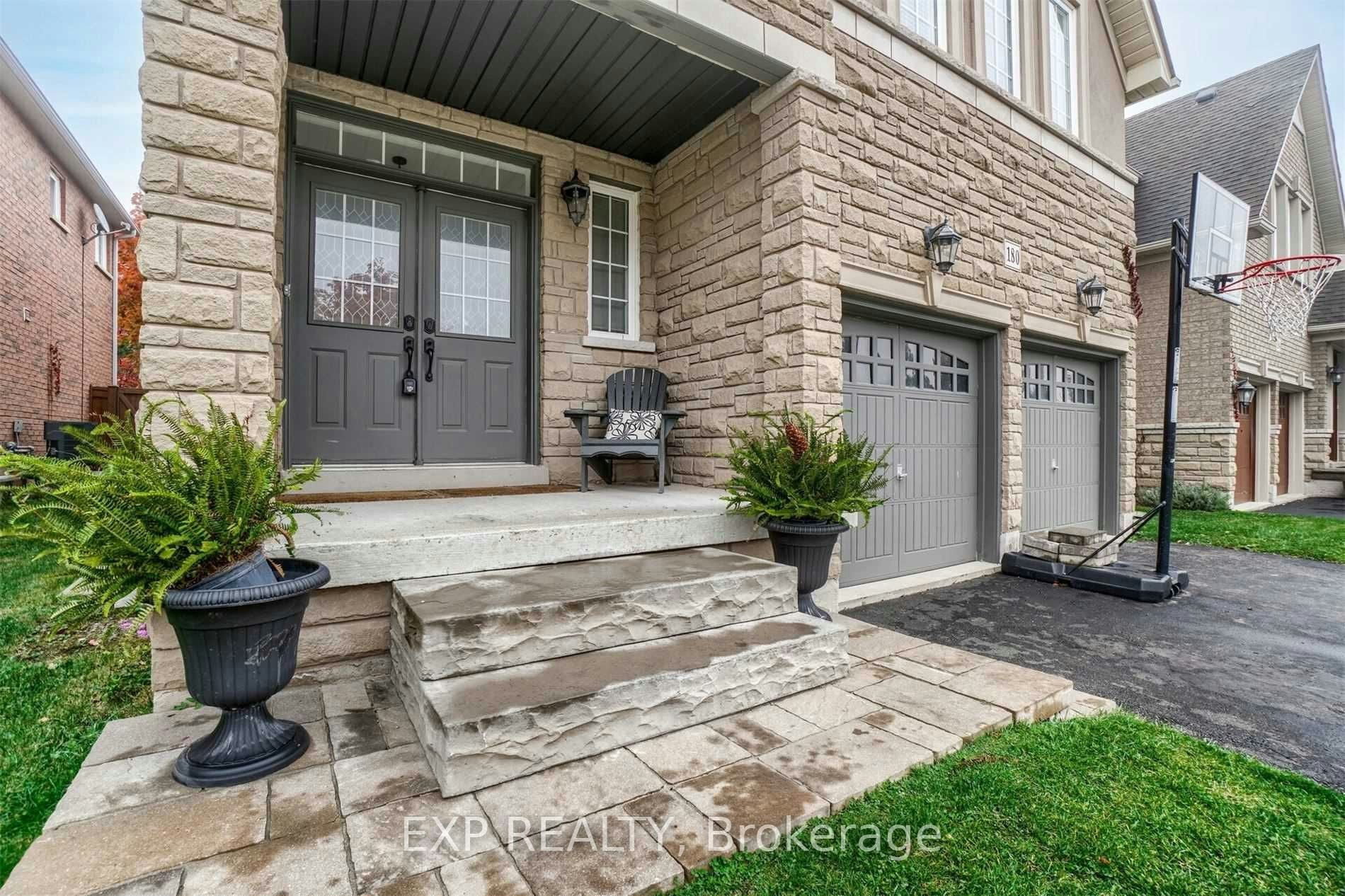 180 Spring Azure Crescent, Oakville, ON, L5L 6T9 - 3