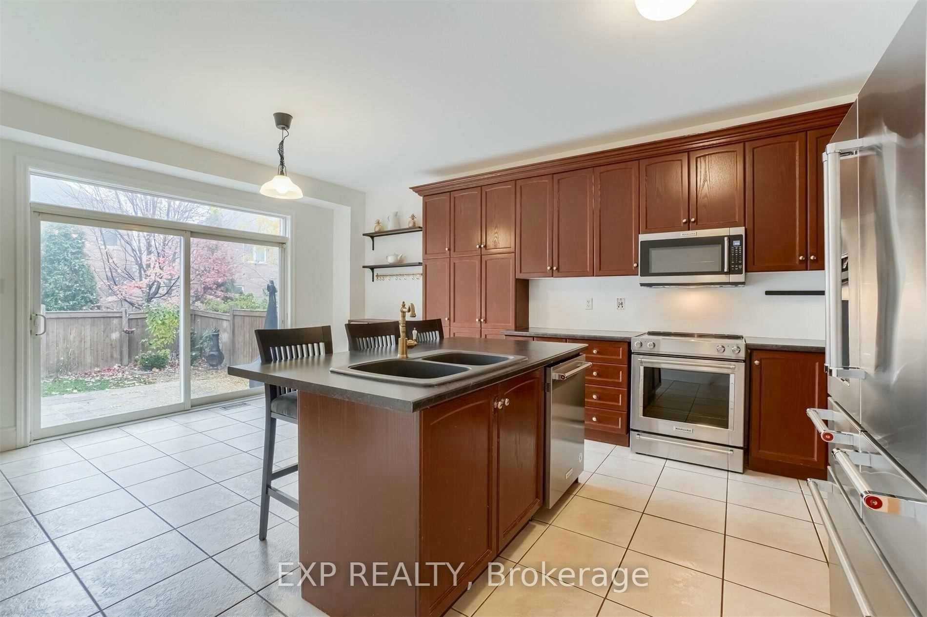 180 Spring Azure Crescent, Oakville, ON, L5L 6T9 - 15
