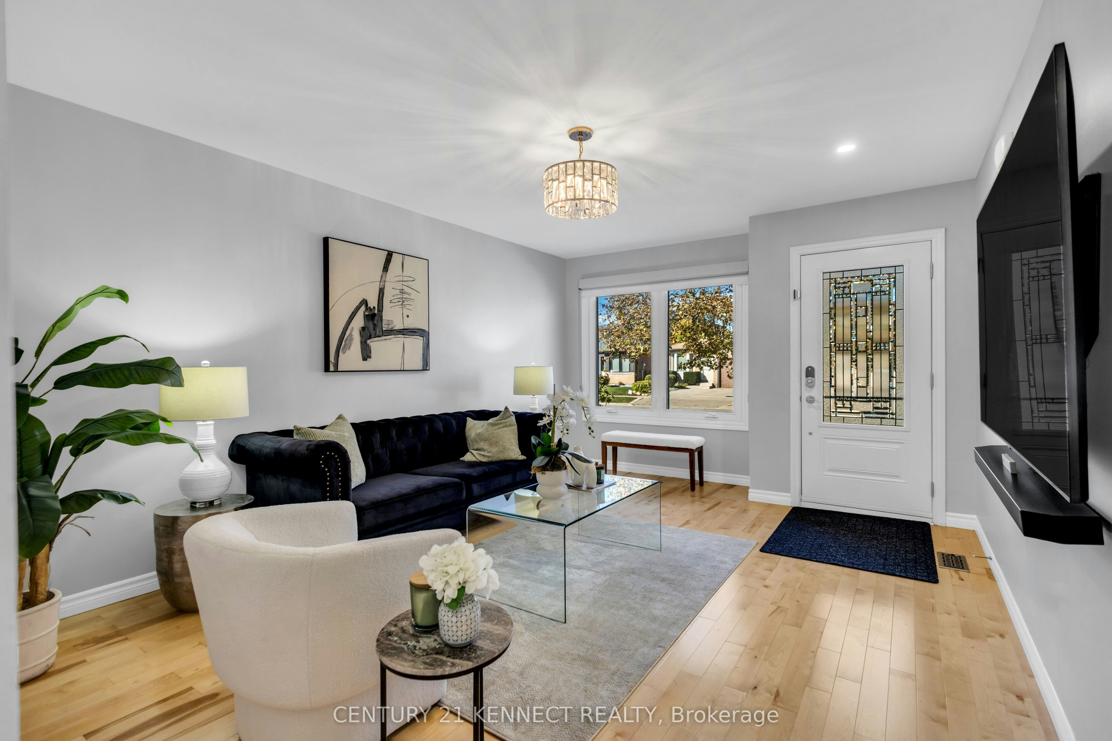 51 Vodden Street W, Brampton, ON, L6X 2W6