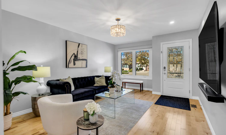51 Vodden Street W