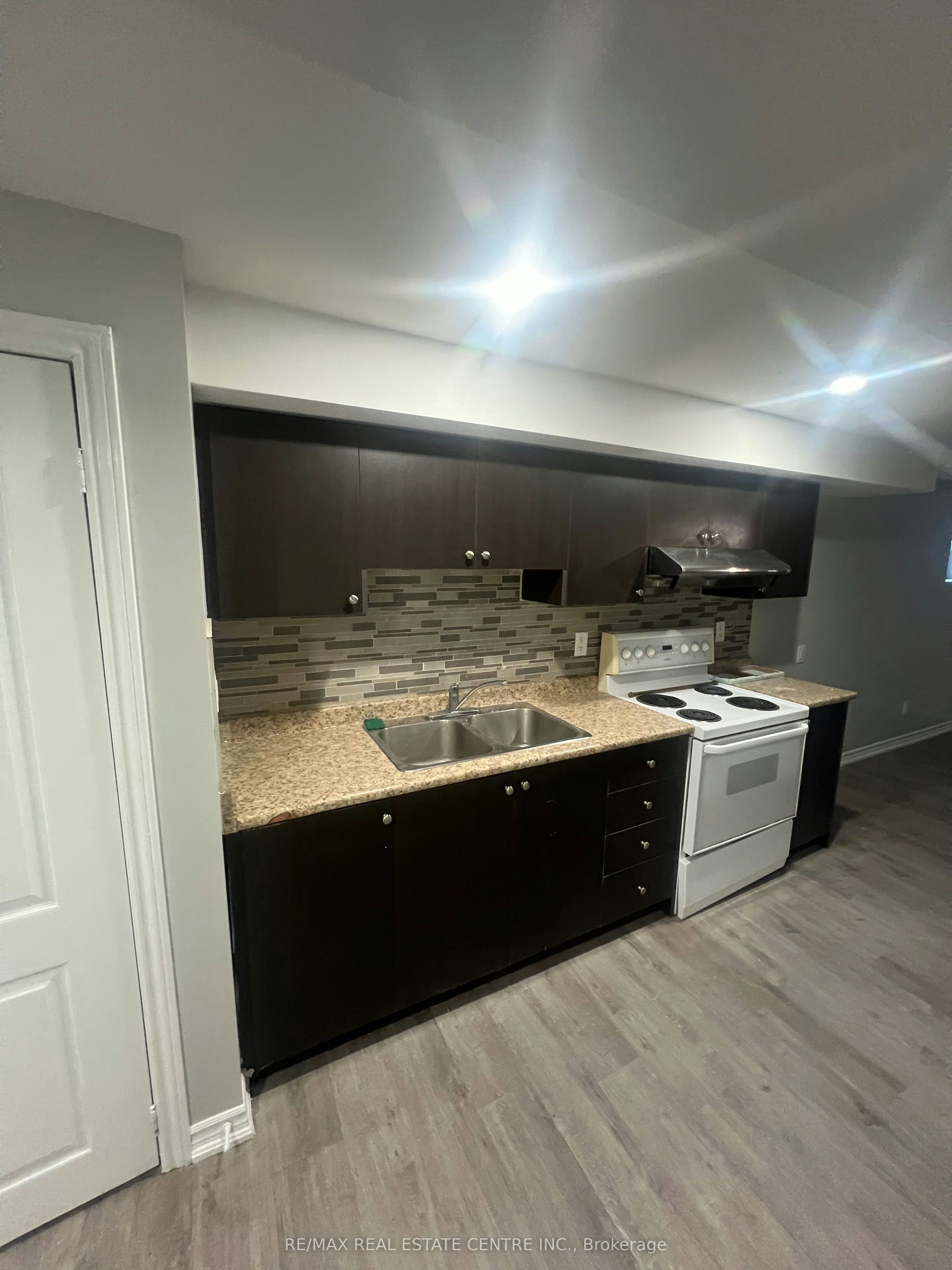 24 Dale Meadows (Basement) Road, Brampton, ON, L7A 4Z9 - 4