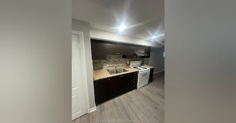 24 Dale Meadows (Basement) Road, Brampton, ON, L7A 4Z9 - 4