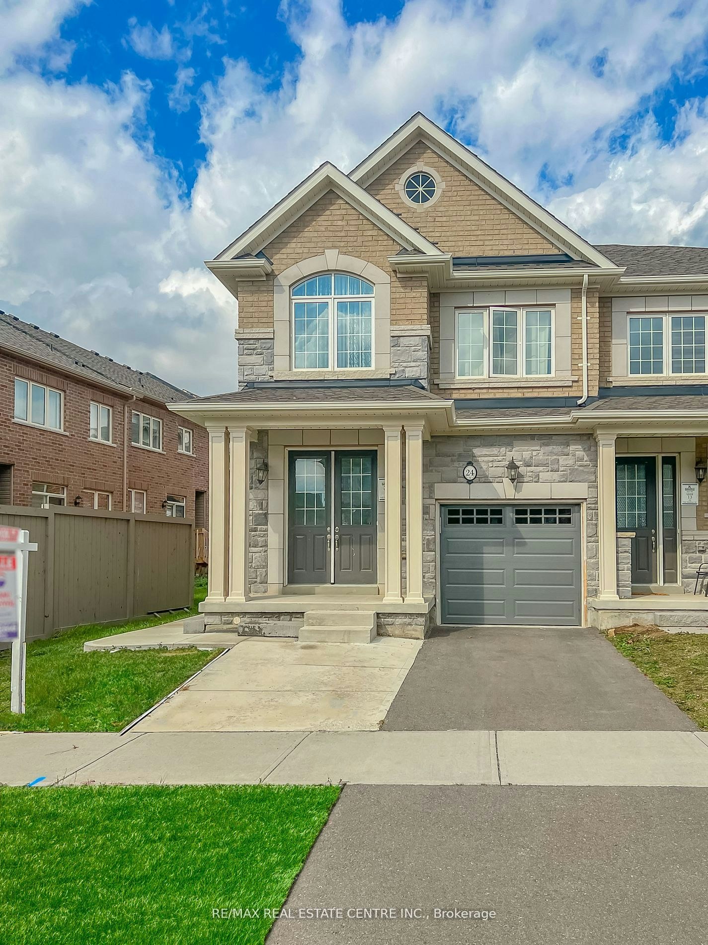 24 Dale Meadows (Basement) Road, Brampton, ON, L7A 4Z9