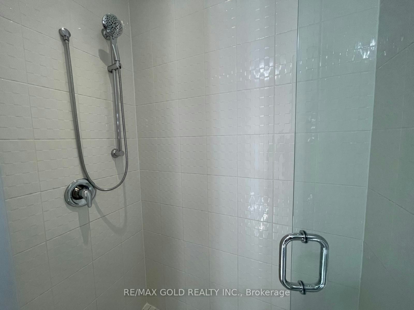 537 Veterans Drive, Brampton, ON, L7A 5A6 - 12