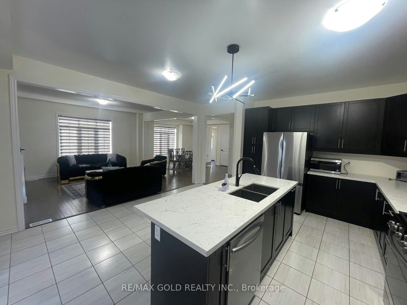 537 Veterans Drive, Brampton, ON, L7A 5A6 - 37