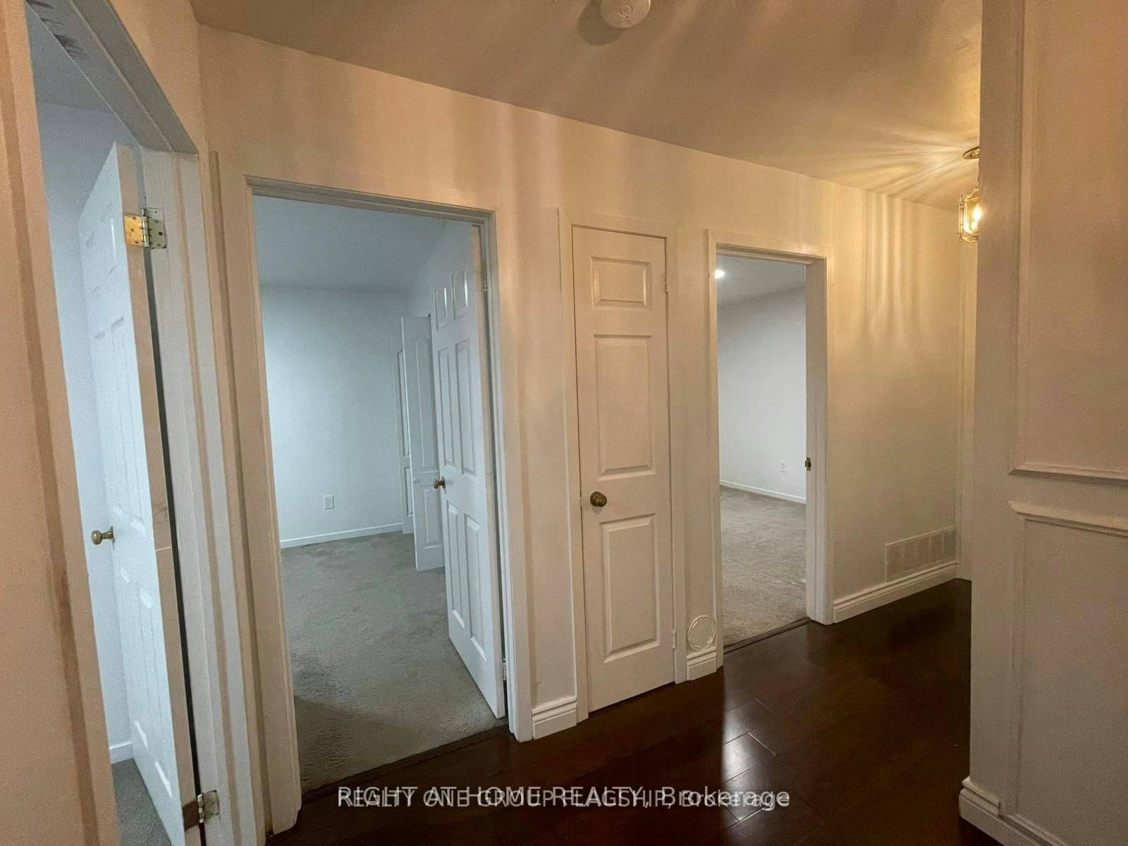 2358 Thorn Lodge Drive, Mississauga, ON, L5K 1K5 - 10