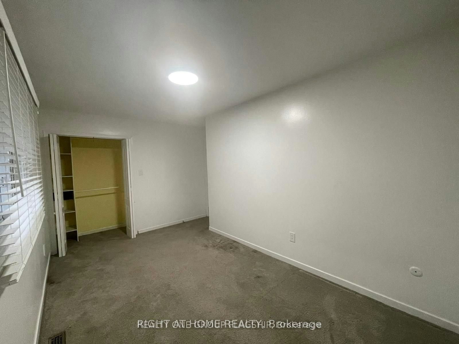2358 Thorn Lodge Drive, Mississauga, ON, L5K 1K5 - 14