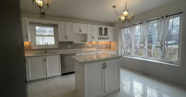 2358 Thorn Lodge Drive, Mississauga, ON, L5K 1K5 - 8