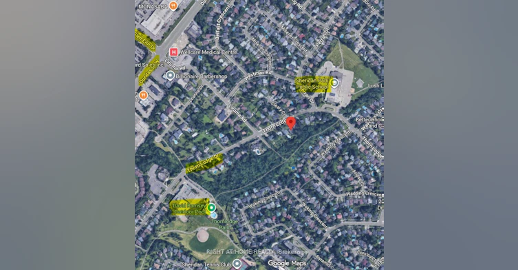 2358 Thorn Lodge Drive, Mississauga, ON, L5K 1K5 - 2