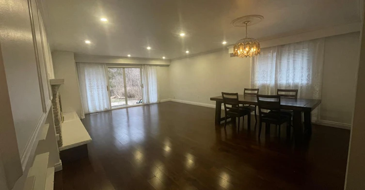 2358 Thorn Lodge Drive, Mississauga, ON, L5K 1K5 - 5