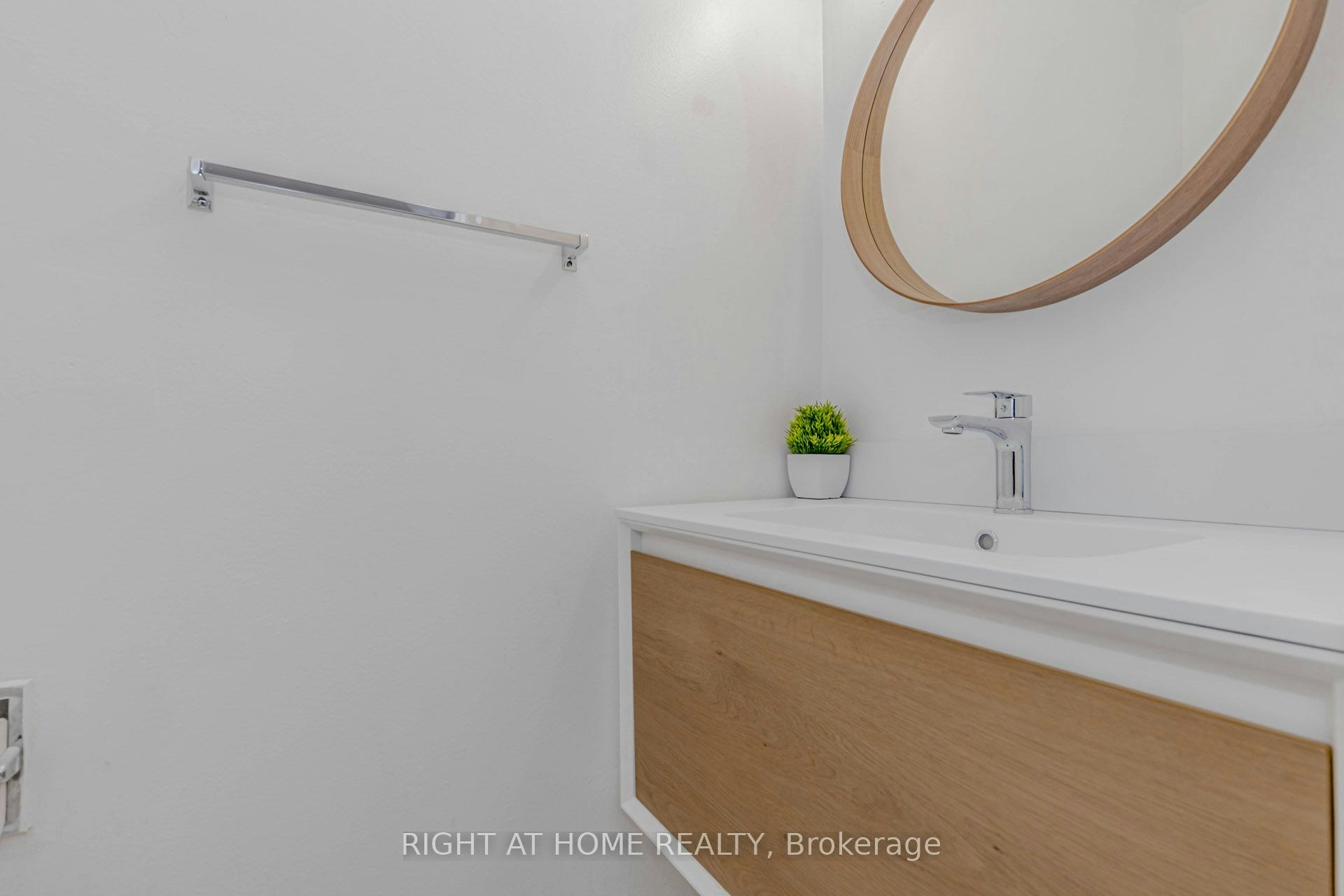 3-40 Rexdale Boulevard, Toronto, ON, M9W 5Z3 - 8
