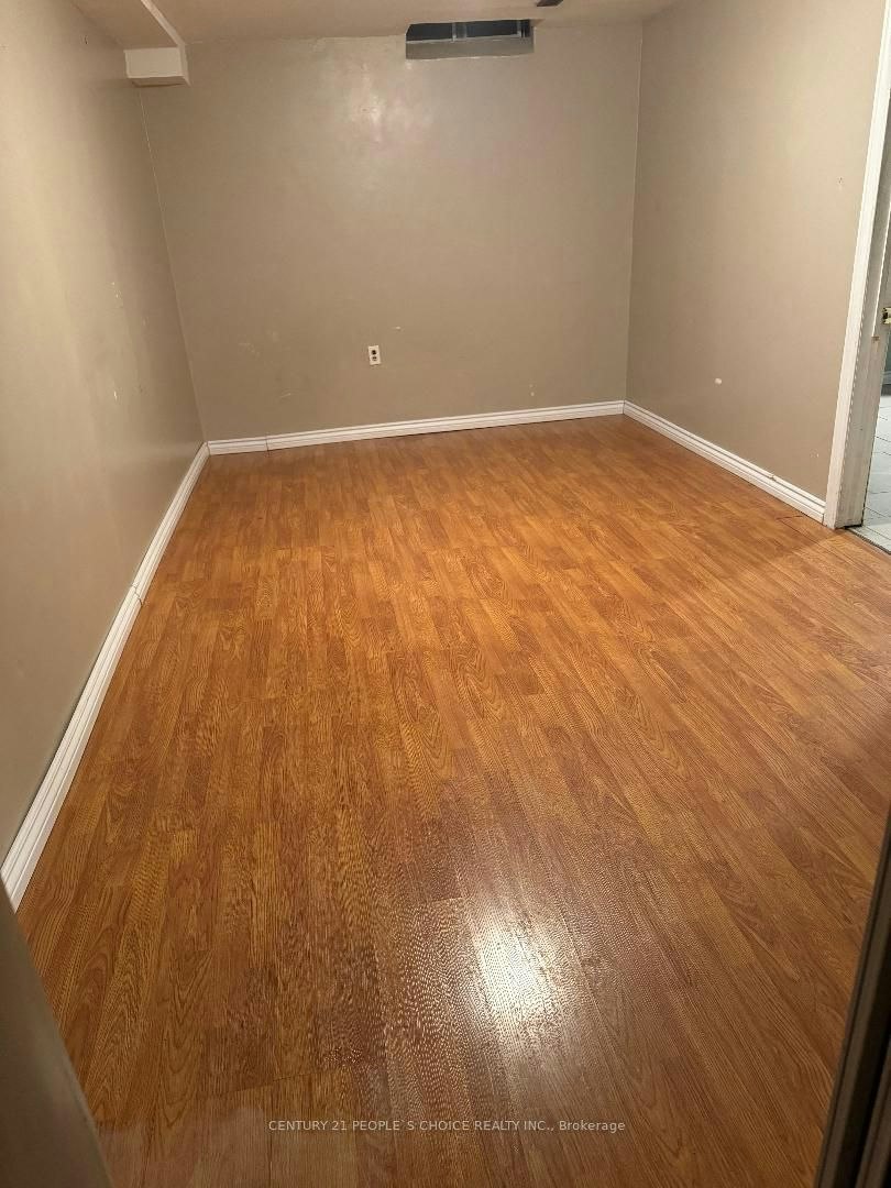 52 Judith Crescent, Brampton, ON, L6S 3J4 - 5