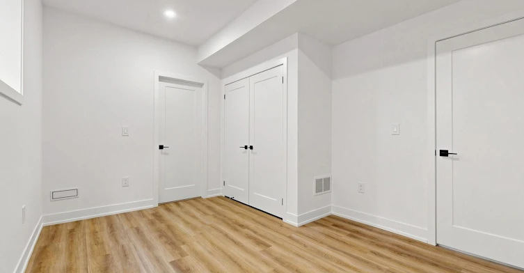 BSMT-1077 Orchard Road, Mississauga, ON, L5E 2N7 - 18