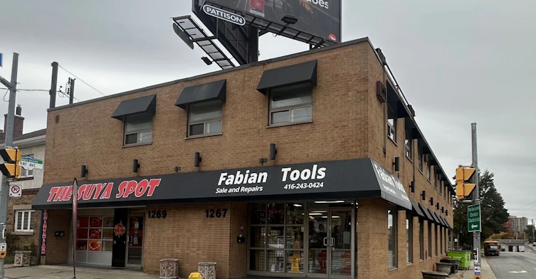 2-1267 Weston Road, Toronto, ON, M6M 4R2