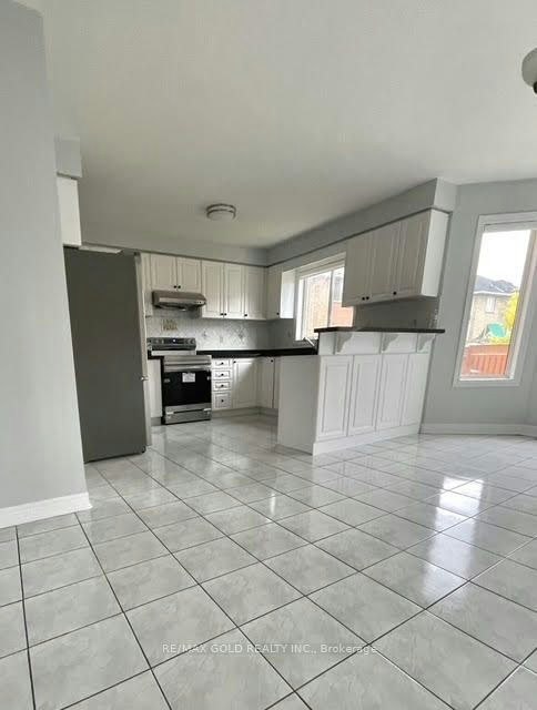 Upper-25 Giza Crescent, Brampton, ON, L6R 2R2 - 11