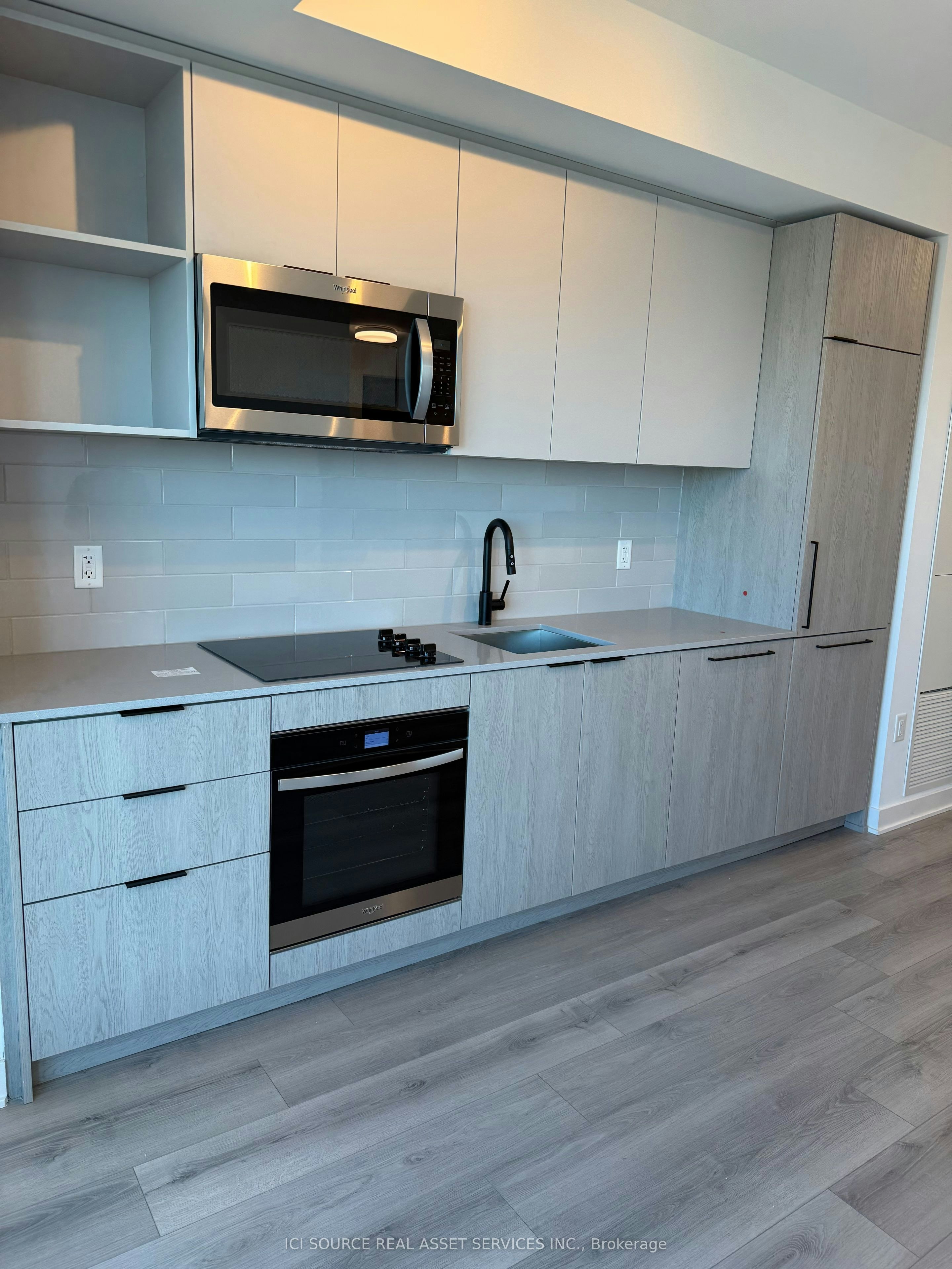 1701-1185 Dupont Street, Toronto, ON, M6H 0G5 - 3
