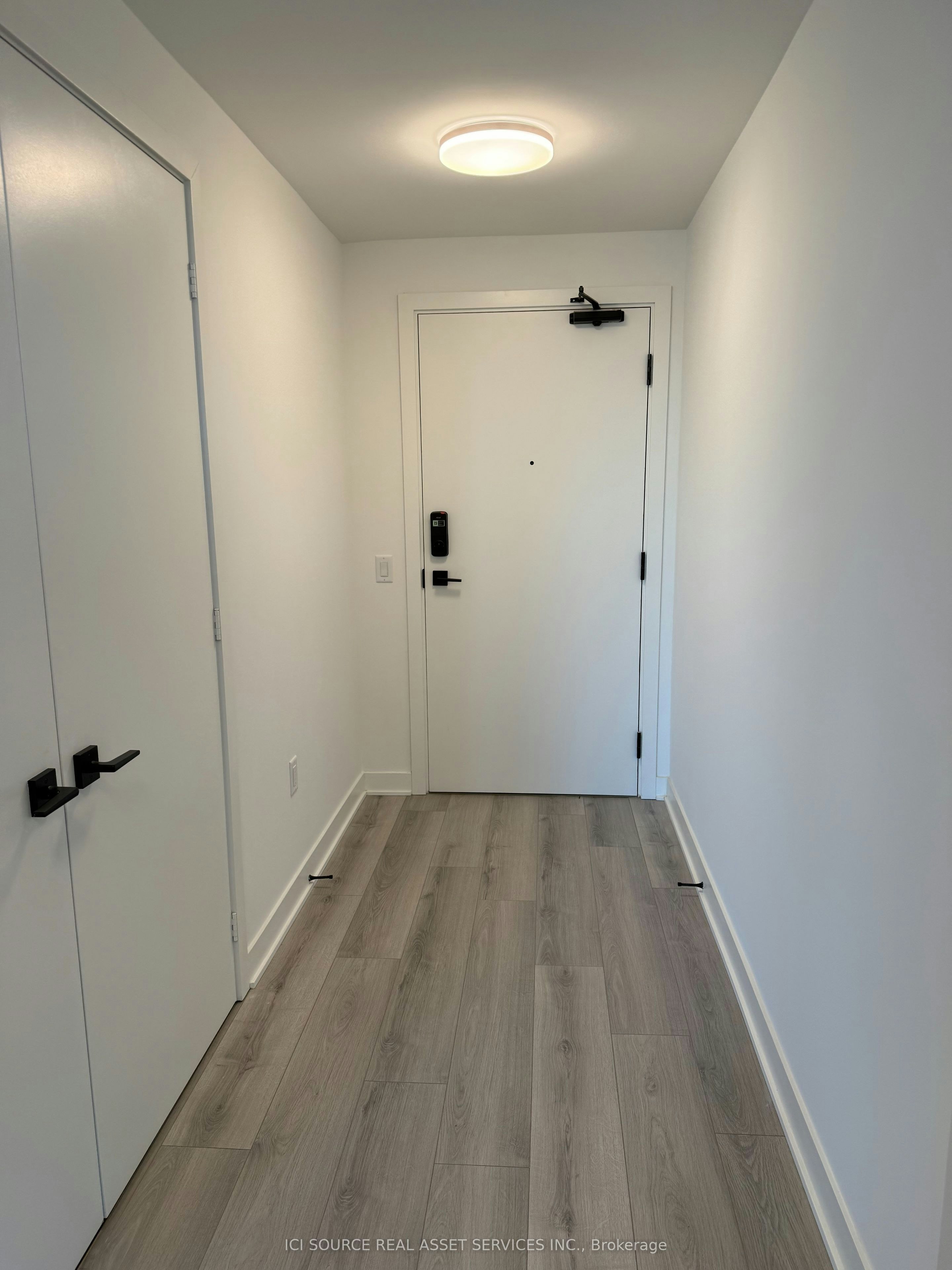1701-1185 Dupont Street, Toronto, ON, M6H 0G5 - 2