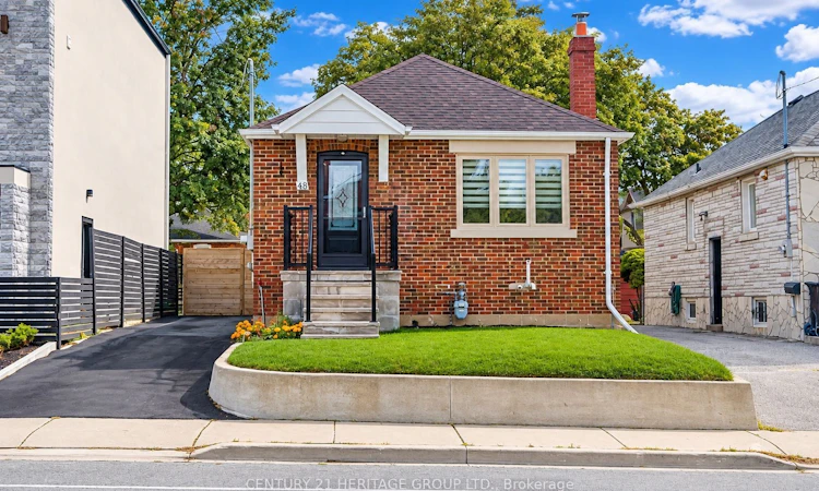 48 Stephen Drive