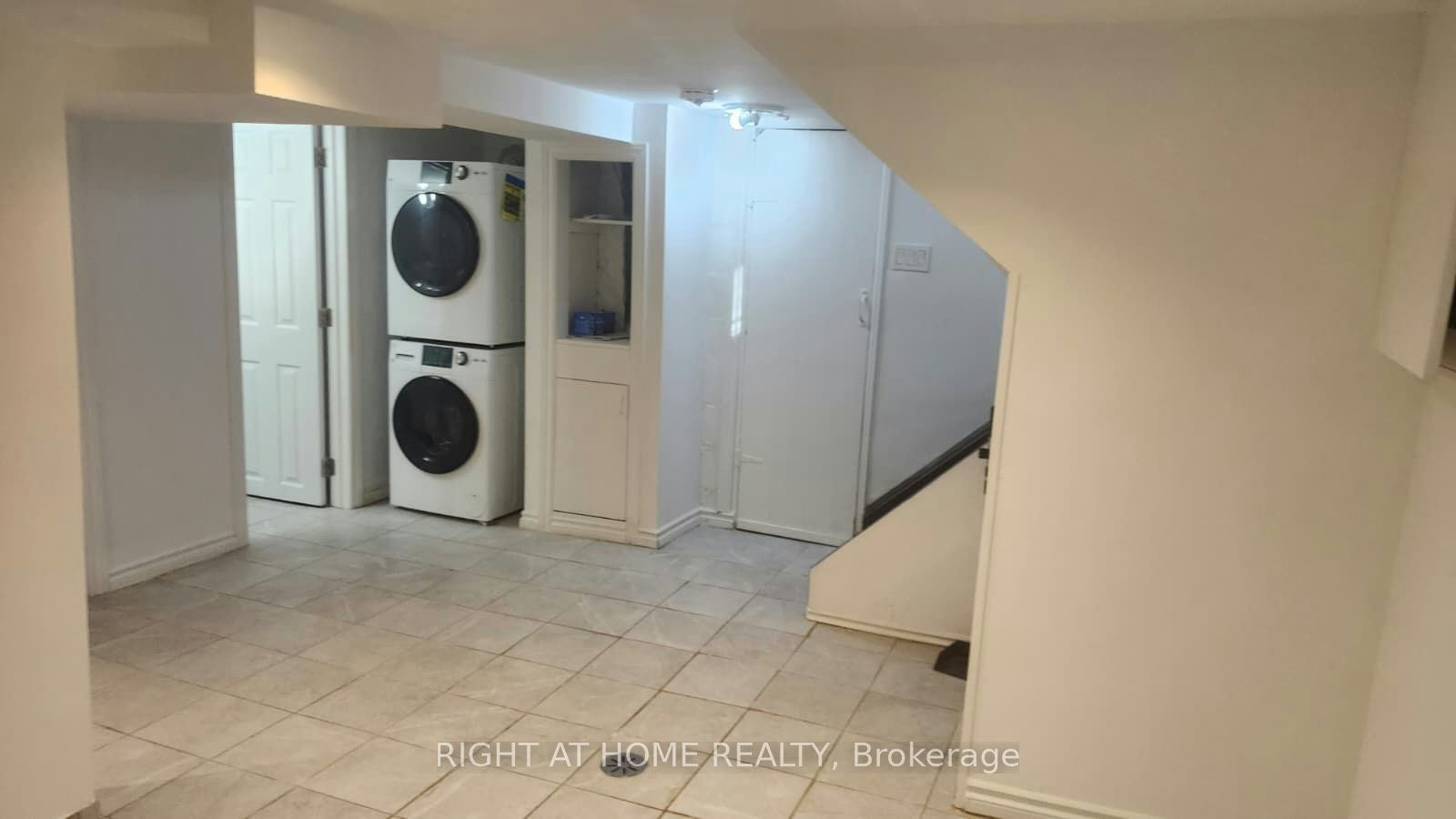 1842 Keele Street, Toronto, ON, M6M 3X4 - 25