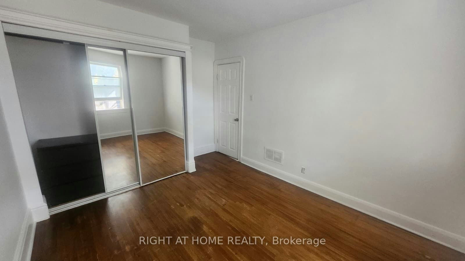 1842 Keele Street, Toronto, ON, M6M 3X4 - 11