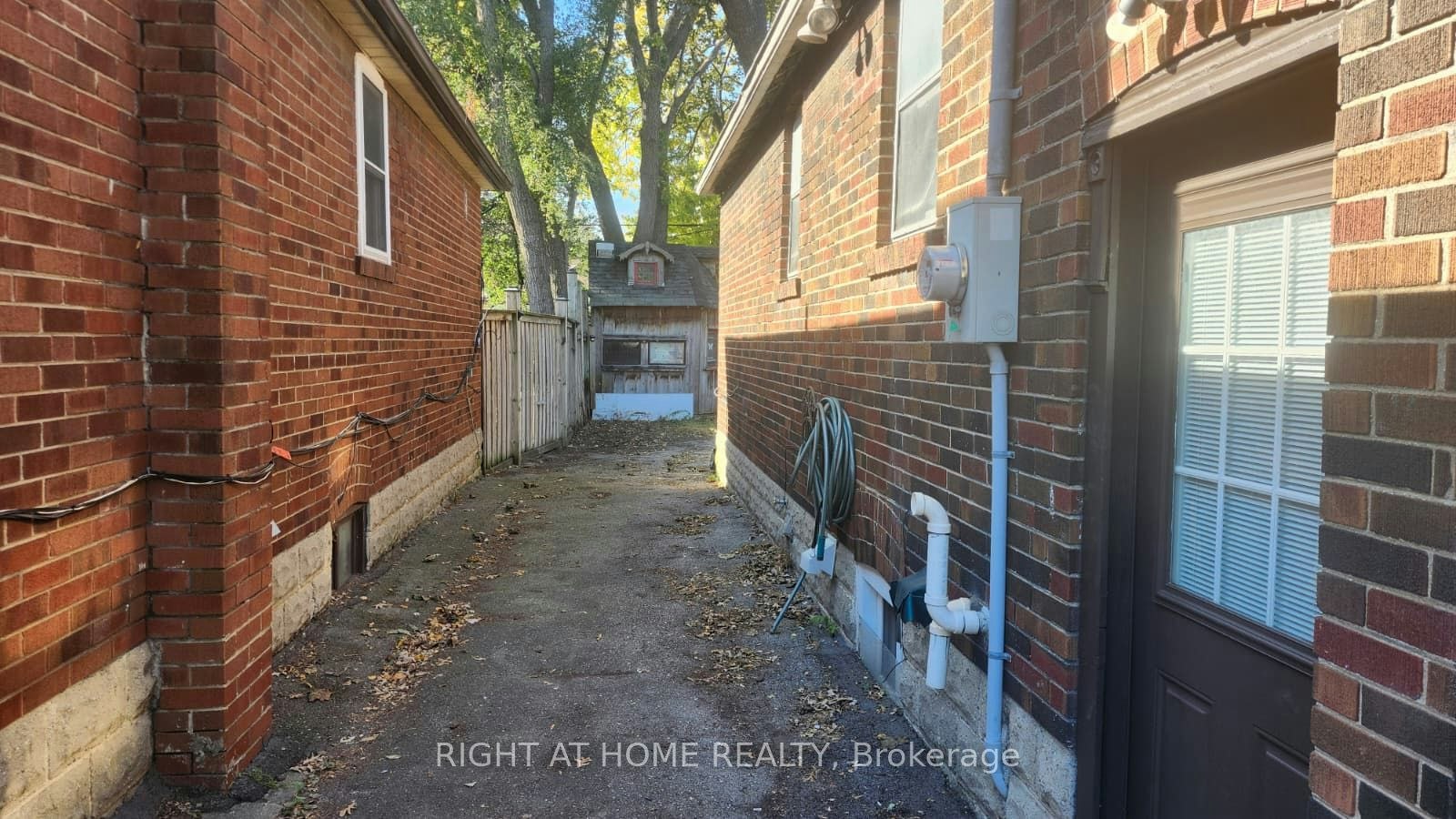 1842 Keele Street, Toronto, ON, M6M 3X4 - 29