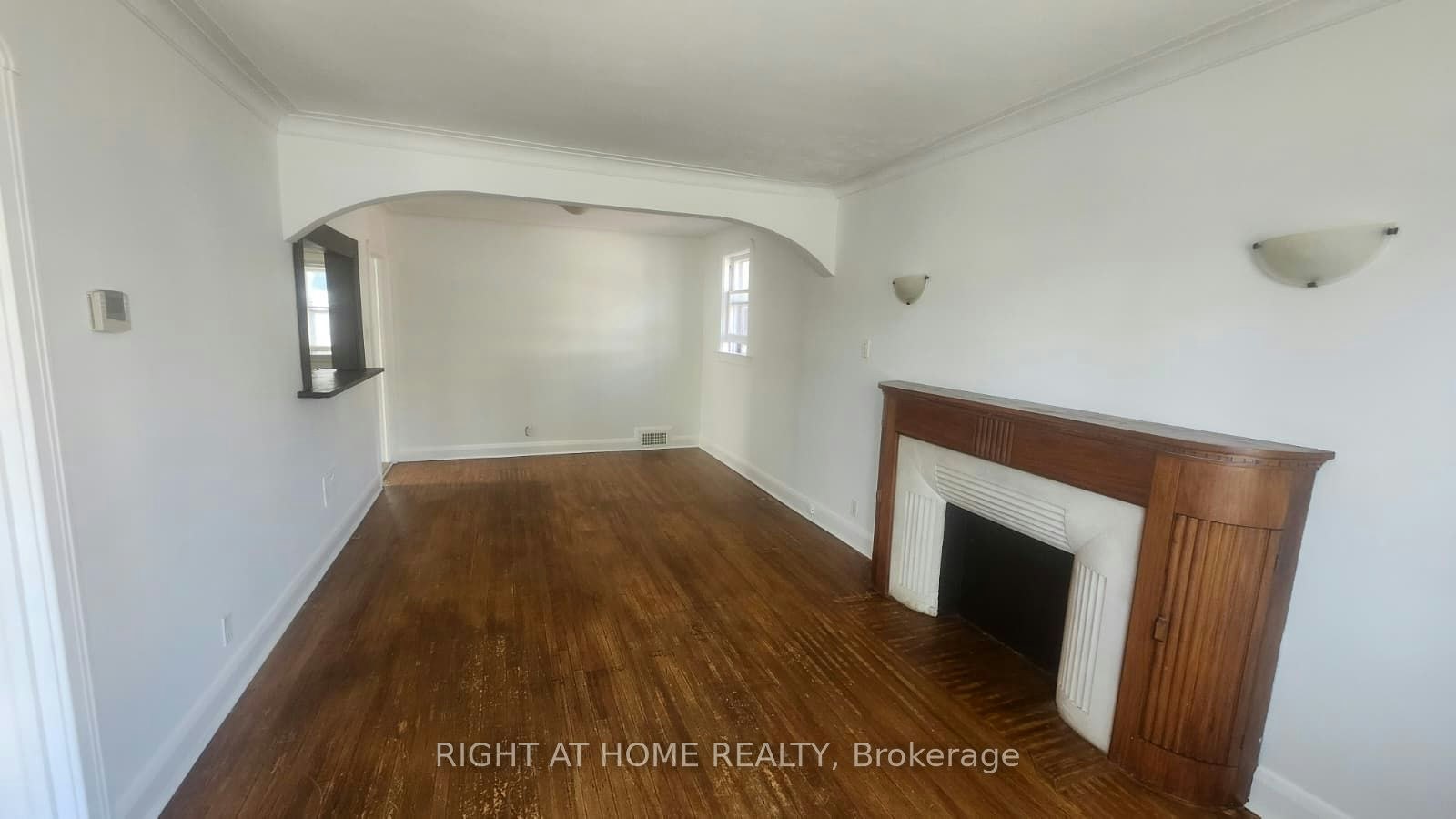 1842 Keele Street, Toronto, ON, M6M 3X4 - 4