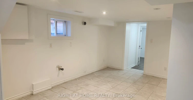 1842 Keele Street, Toronto, ON, M6M 3X4 - 28