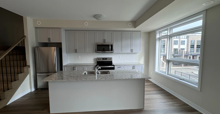 109-1593 Rose Way, Milton, ON, L9T 7E7 - 3