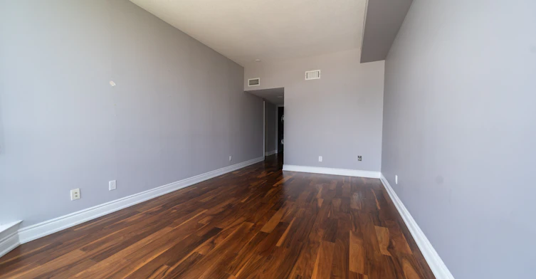 1910-45 Kingsbridge Garden Circle, Mississauga, ON, L5R 3K4 - 17