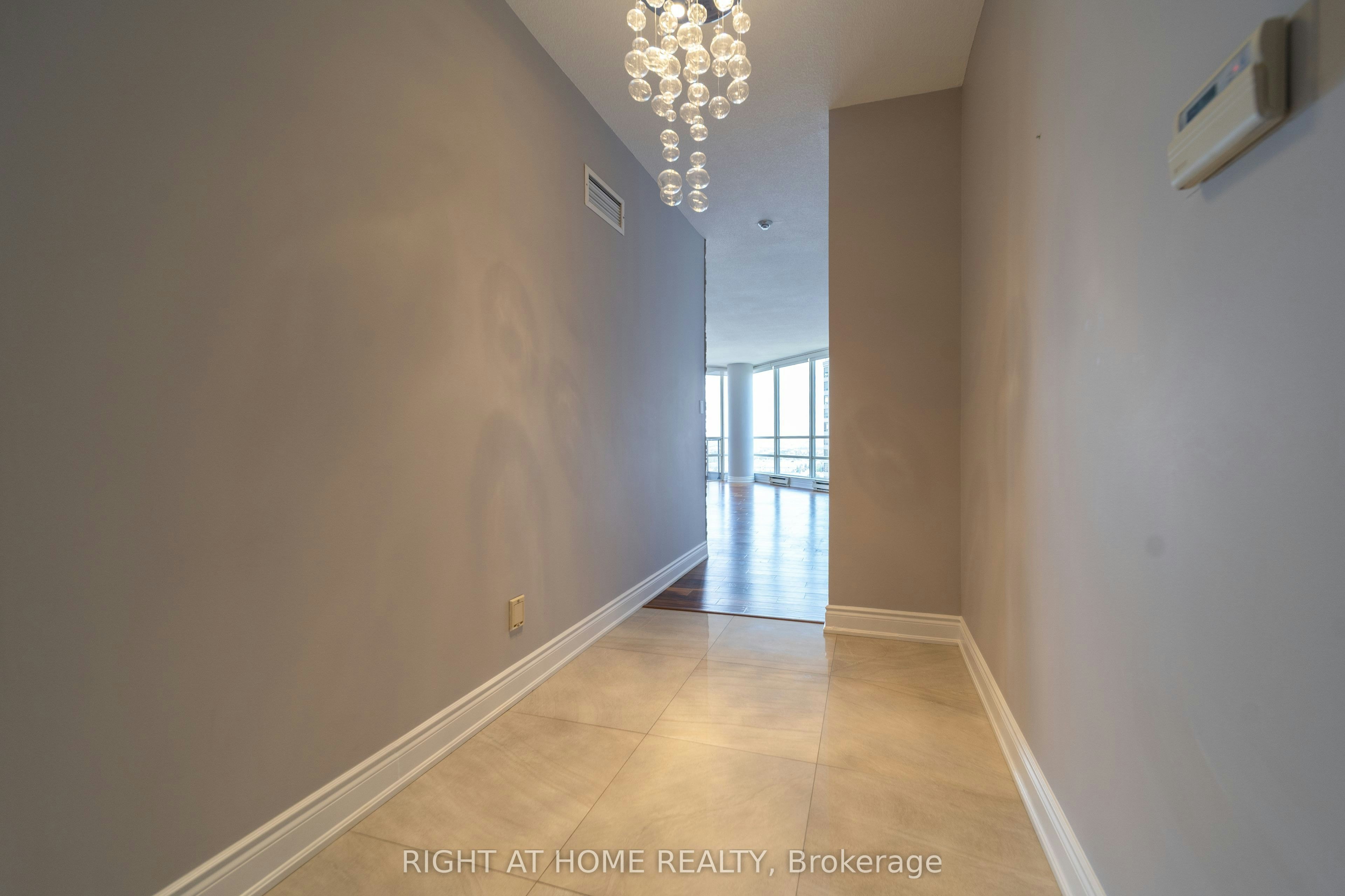 1910-45 Kingsbridge Garden Circle, Mississauga, ON, L5R 3K4 - 2