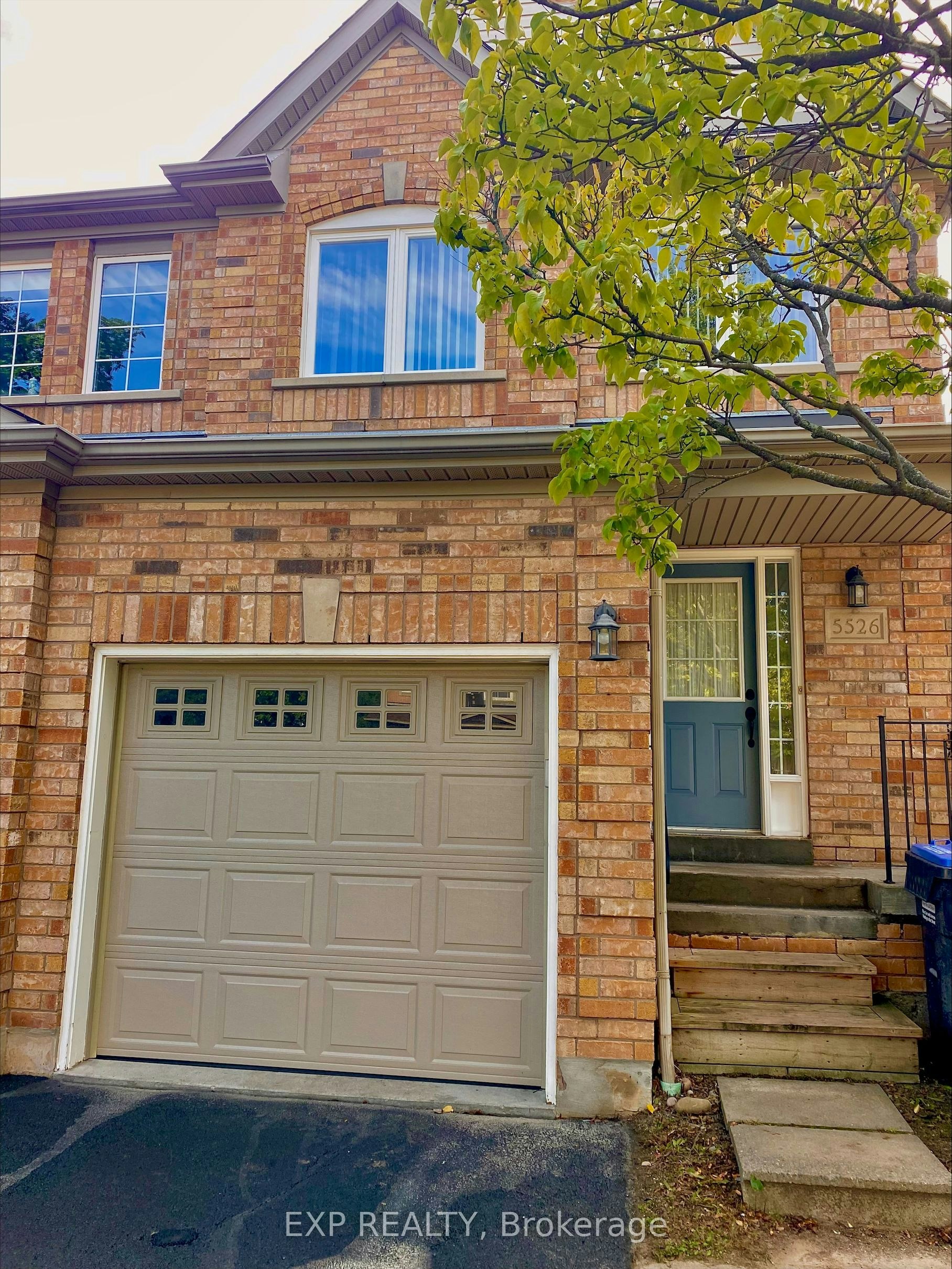 5526 Creditrise Place W, Mississauga, ON, L5M 6E3