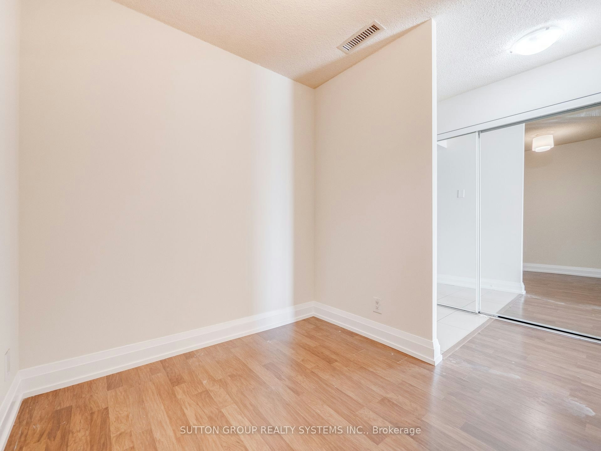 606-55 De Boers Drive, Toronto, ON, M3J 0G5 - 13