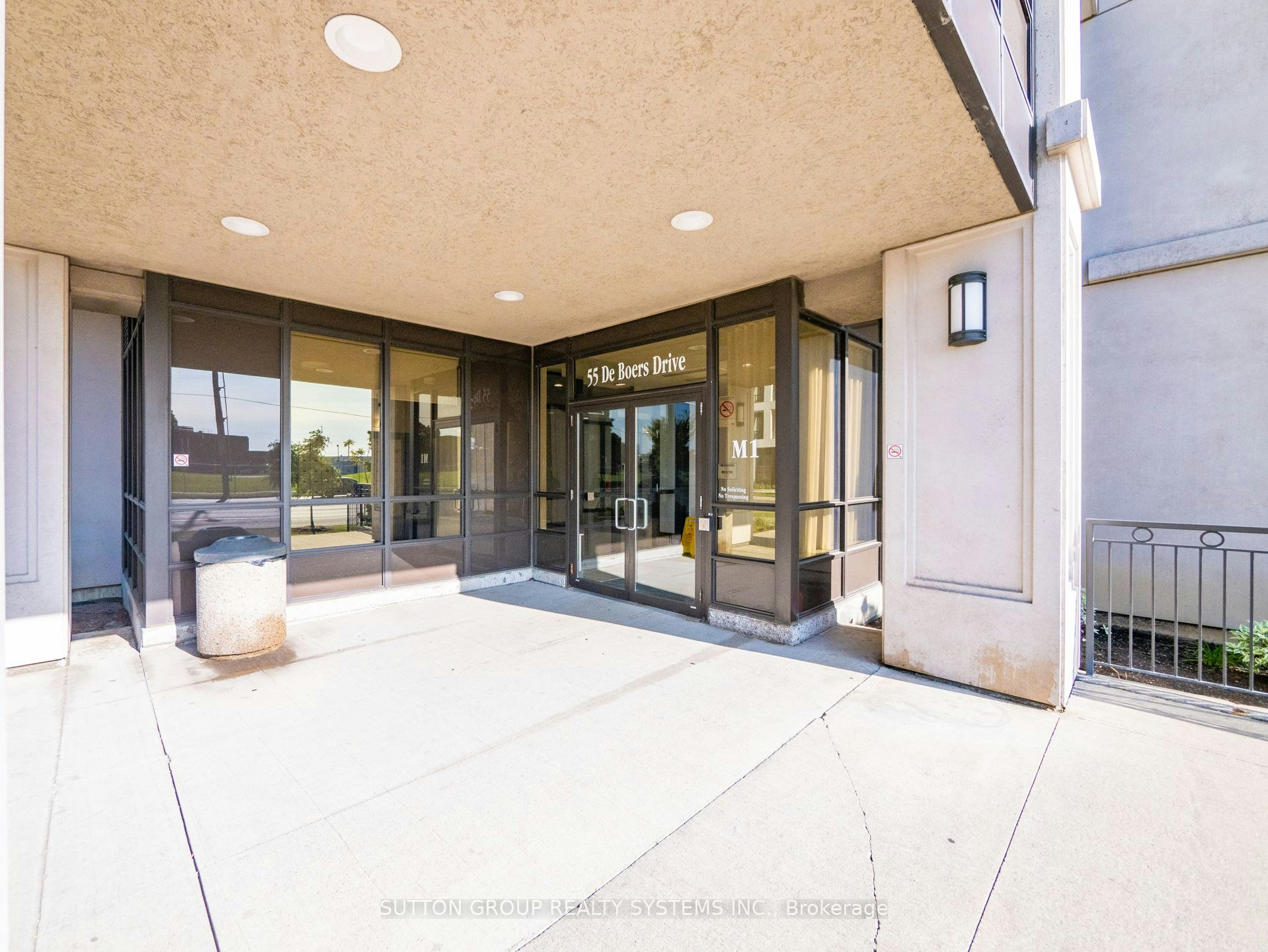 606-55 De Boers Drive, Toronto, ON, M3J 0G5 - 4