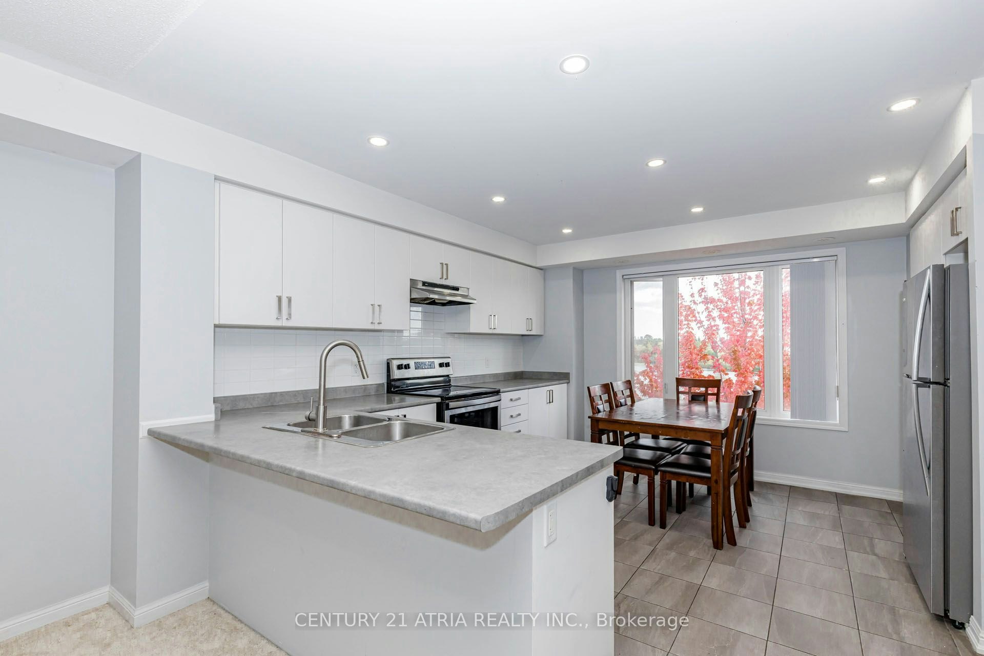 72-1 Beckenrose Court, Brampton, ON, L6Y 6G2 - 7