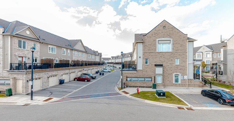 72-1 Beckenrose Court, Brampton, ON, L6Y 6G2 - 21