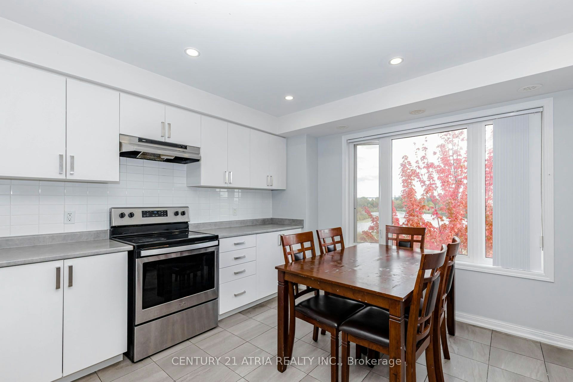 72-1 Beckenrose Court, Brampton, ON, L6Y 6G2 - 9