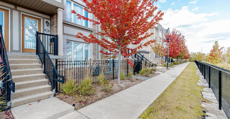72-1 Beckenrose Court, Brampton, ON, L6Y 6G2 - 2