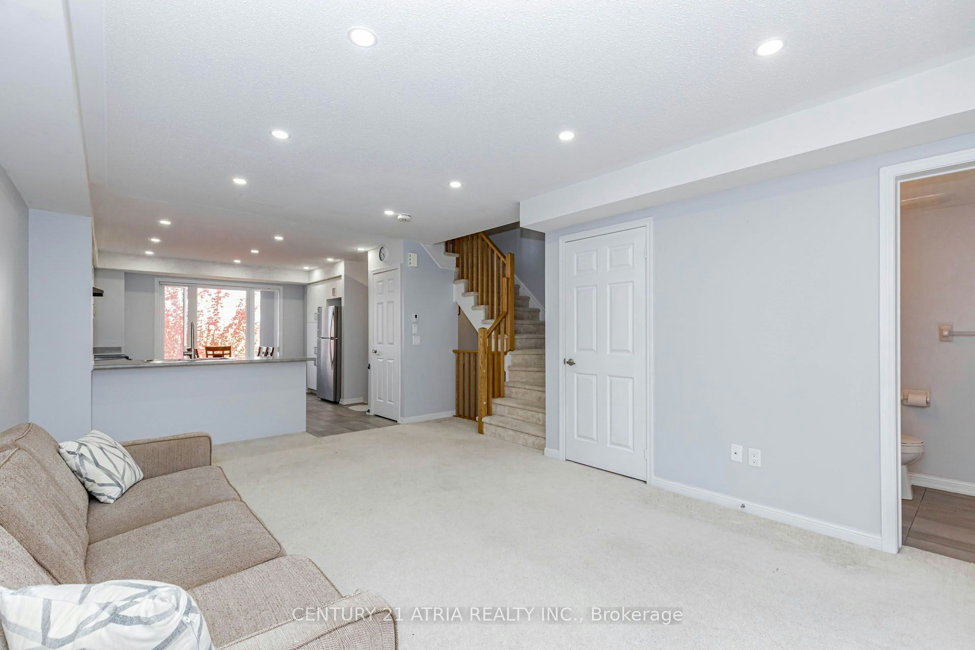 72-1 Beckenrose Court, Brampton, ON, L6Y 6G2 - 16