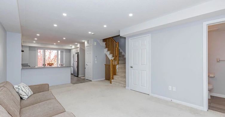 72-1 Beckenrose Court, Brampton, ON, L6Y 6G2 - 16