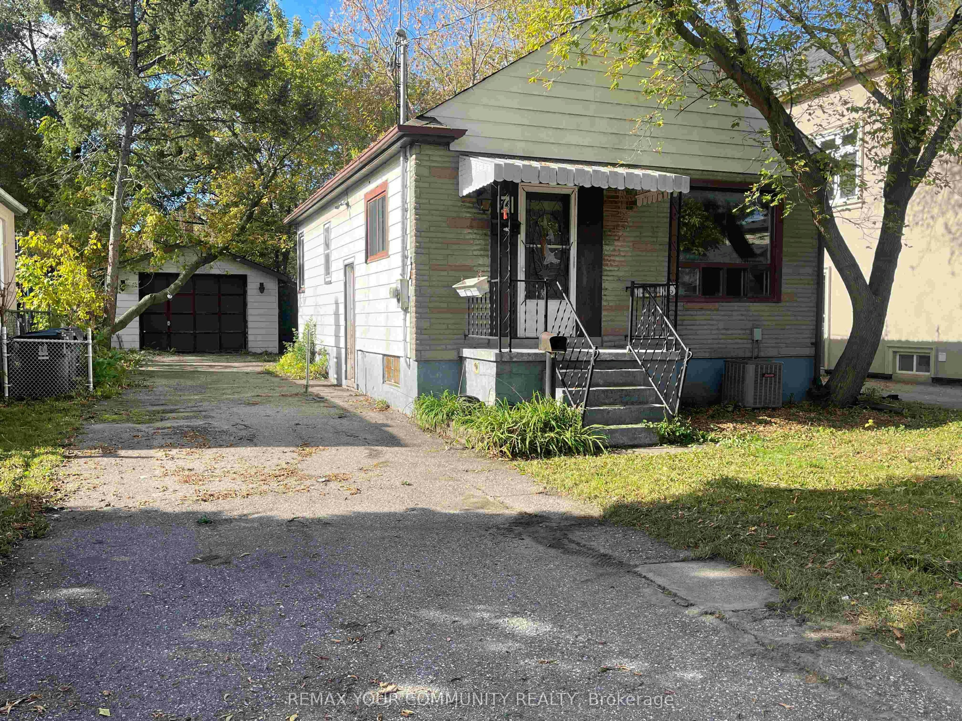 74 Sixteenth Street, Toronto, ON, M8V 3K1