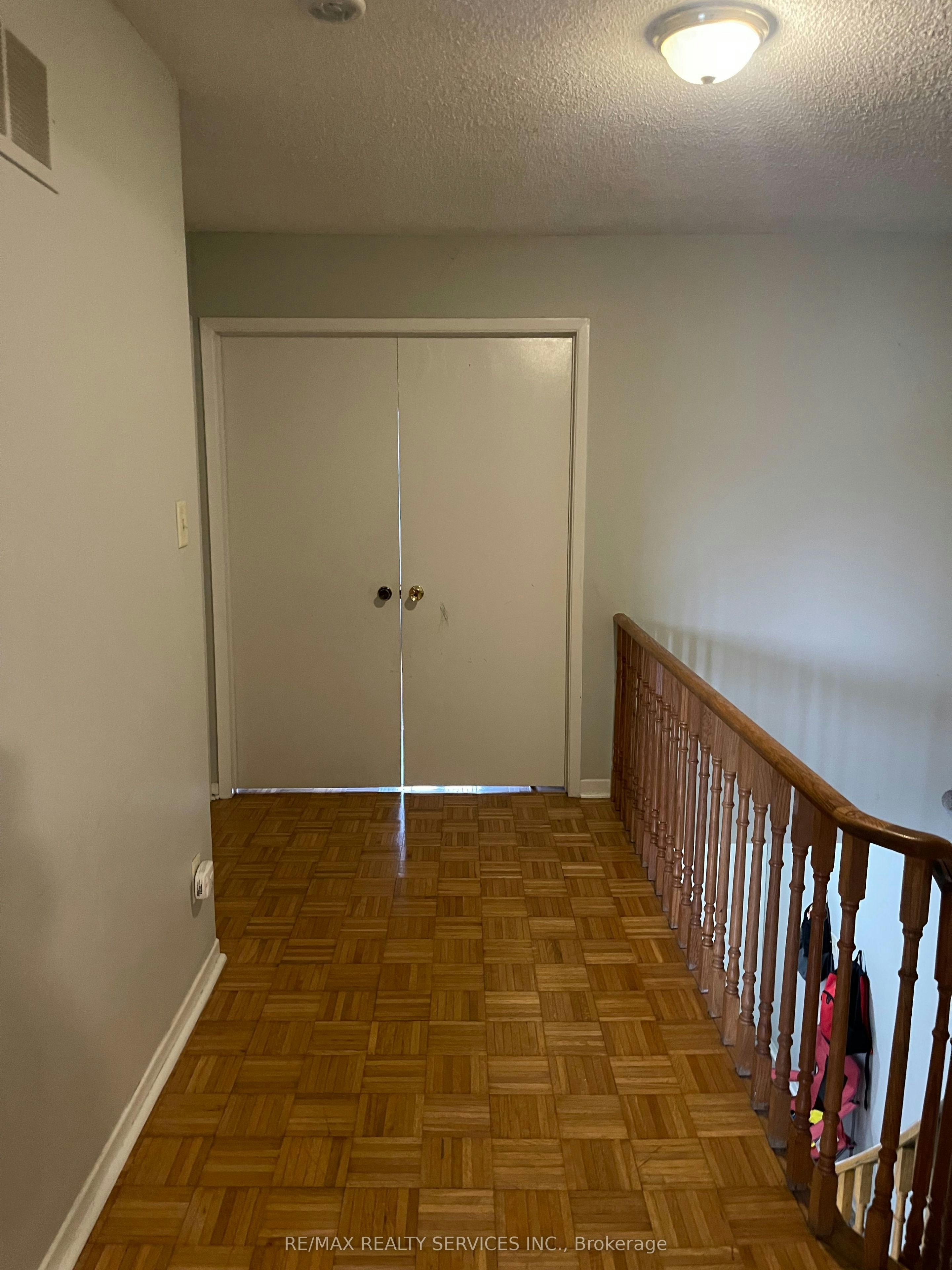 26 Swennen Drive, Brampton, ON, L6V 4E3 - 8