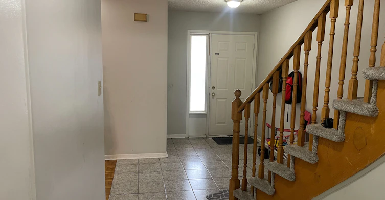 26 Swennen Drive, Brampton, ON, L6V 4E3 - 6