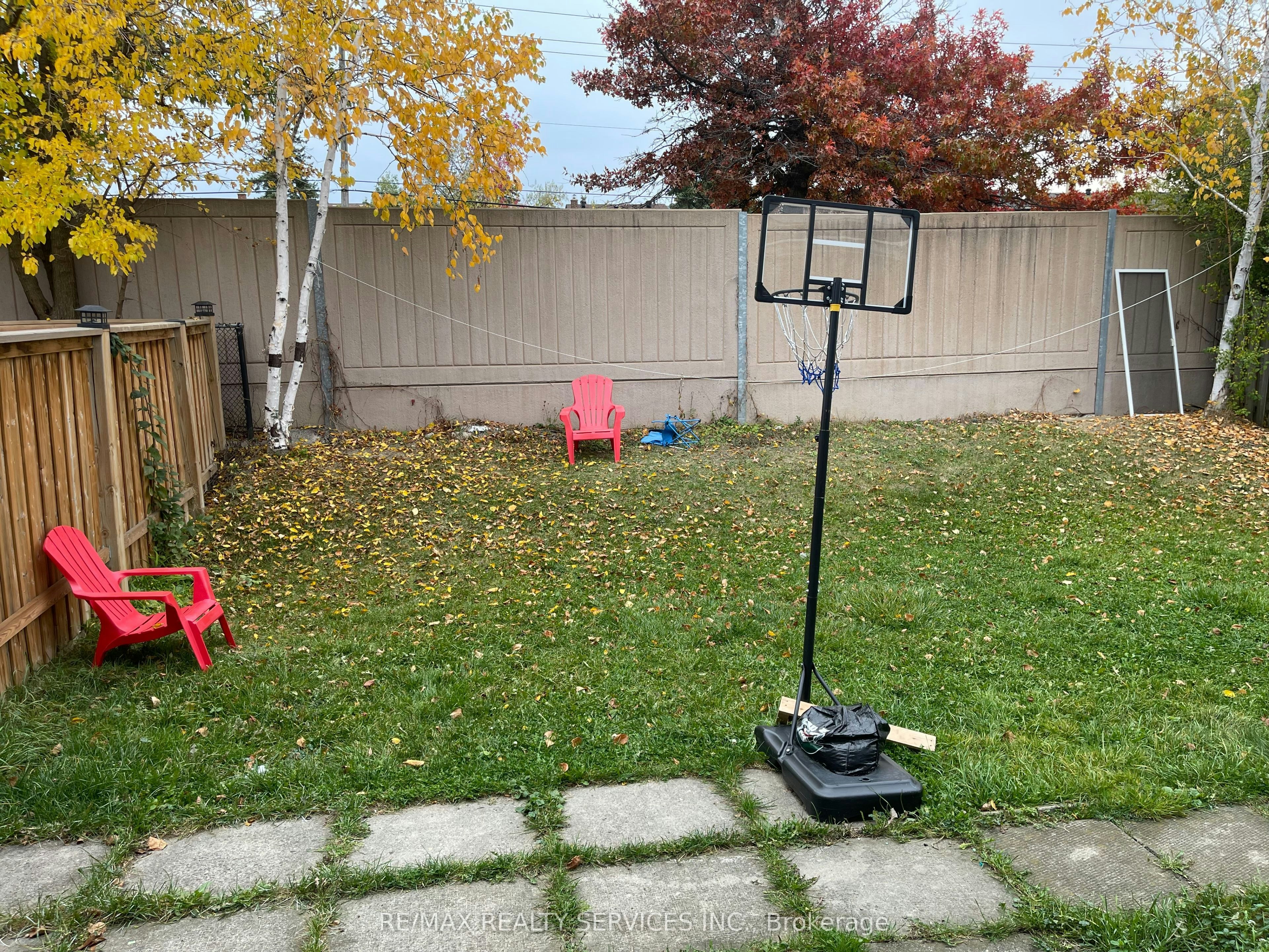 26 Swennen Drive, Brampton, ON, L6V 4E3 - 12