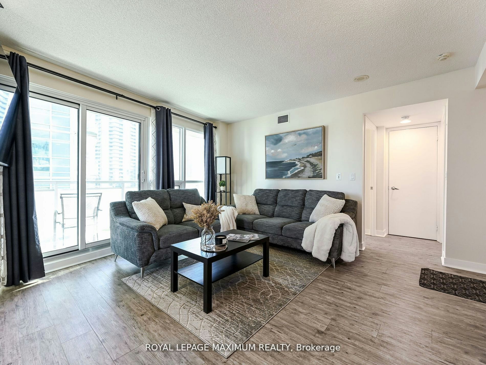 1013-155 Legion Road N, Toronto, ON, M8Y 0A7 - 5
